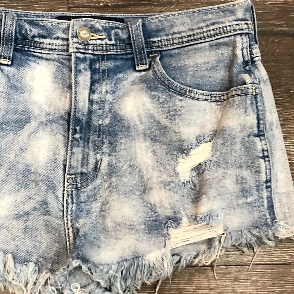 Hollister High Rise Vintage Shorts